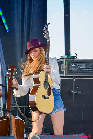 ZZ Ward